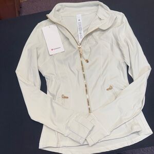 lululemon Define Jacket Luon Light Ivory Size 4 NWT Full Zip